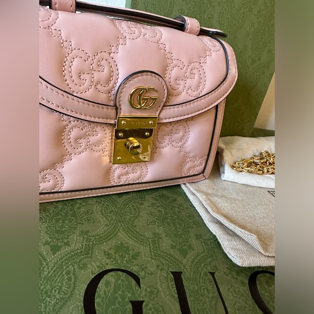 Gucci Matelassé PInk Small Top Handle Tote and Shoulder Bag New - Picture 3 of 11